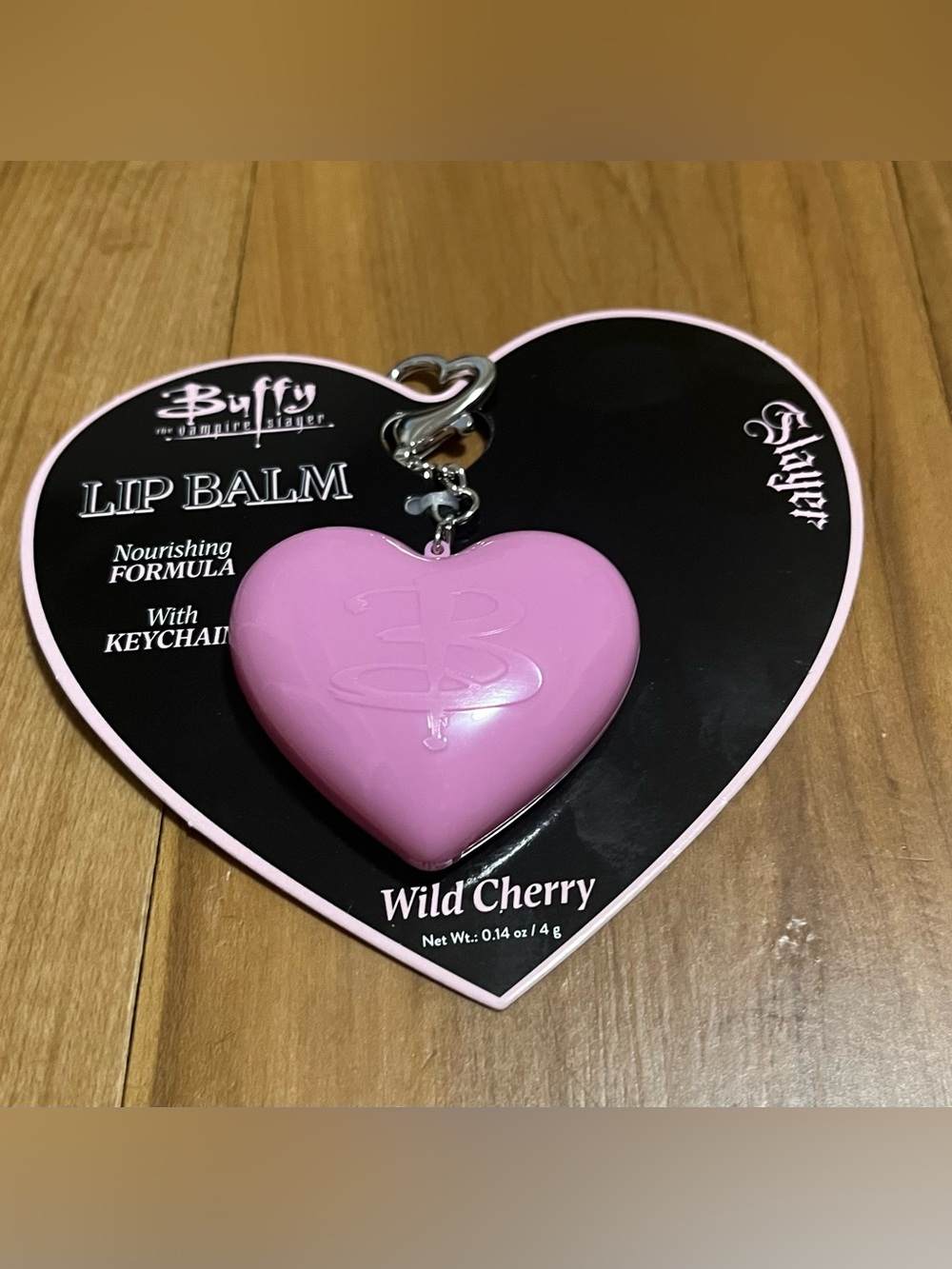 NWT Buffy The Vampire Slayer Lip Gloss & Heart Lip Balm Keychain Duo Set - Picture 5 of 10